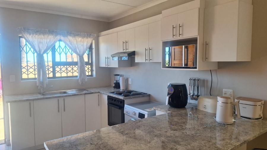 2 Bedroom Property for Sale in Rosemoor Western Cape